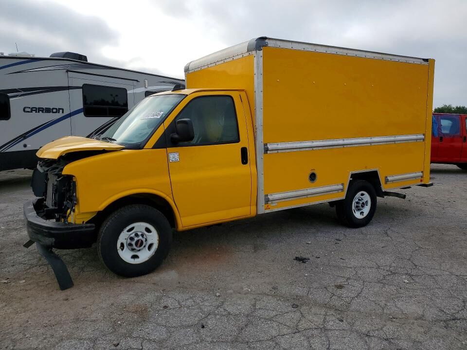 2022 GMC Savana