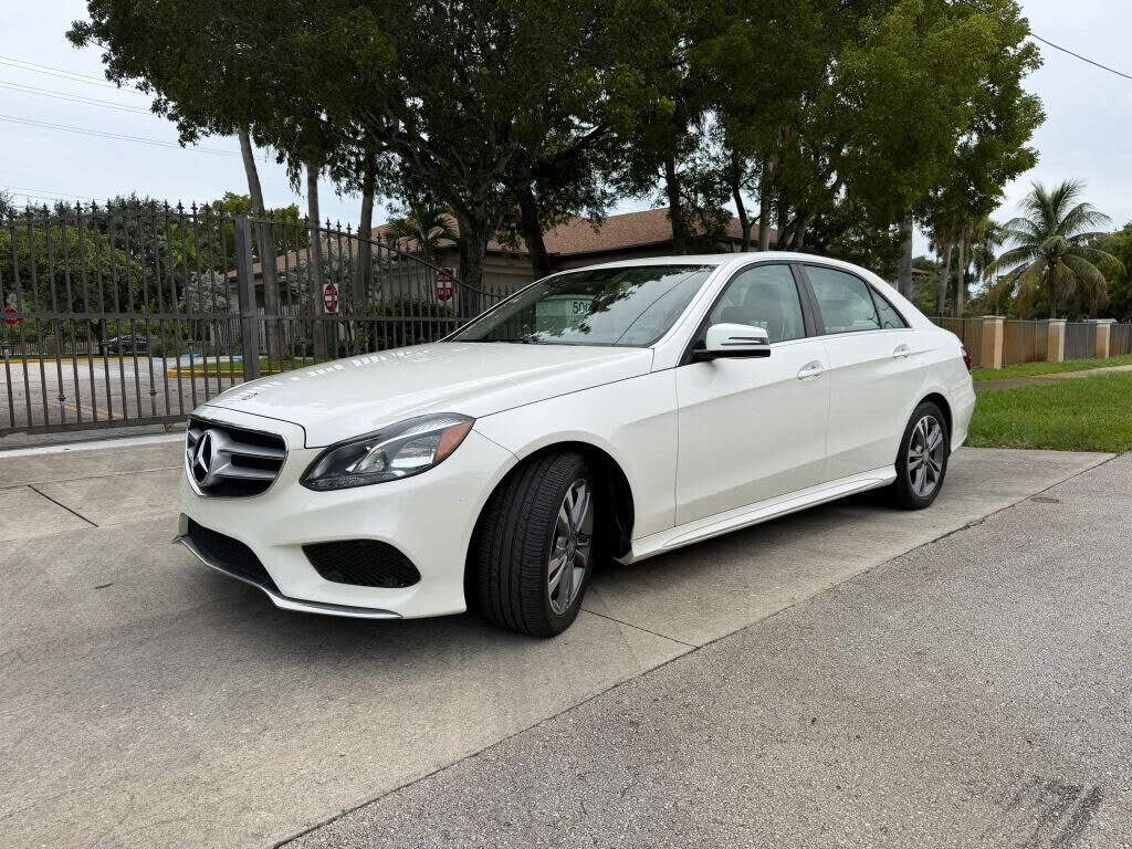 2016 MERCEDES-BENZ E-Class
