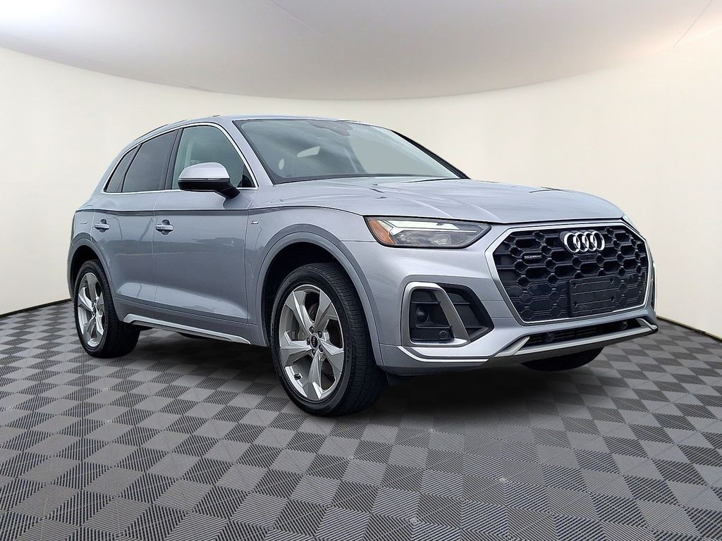2022 AUDI Q5