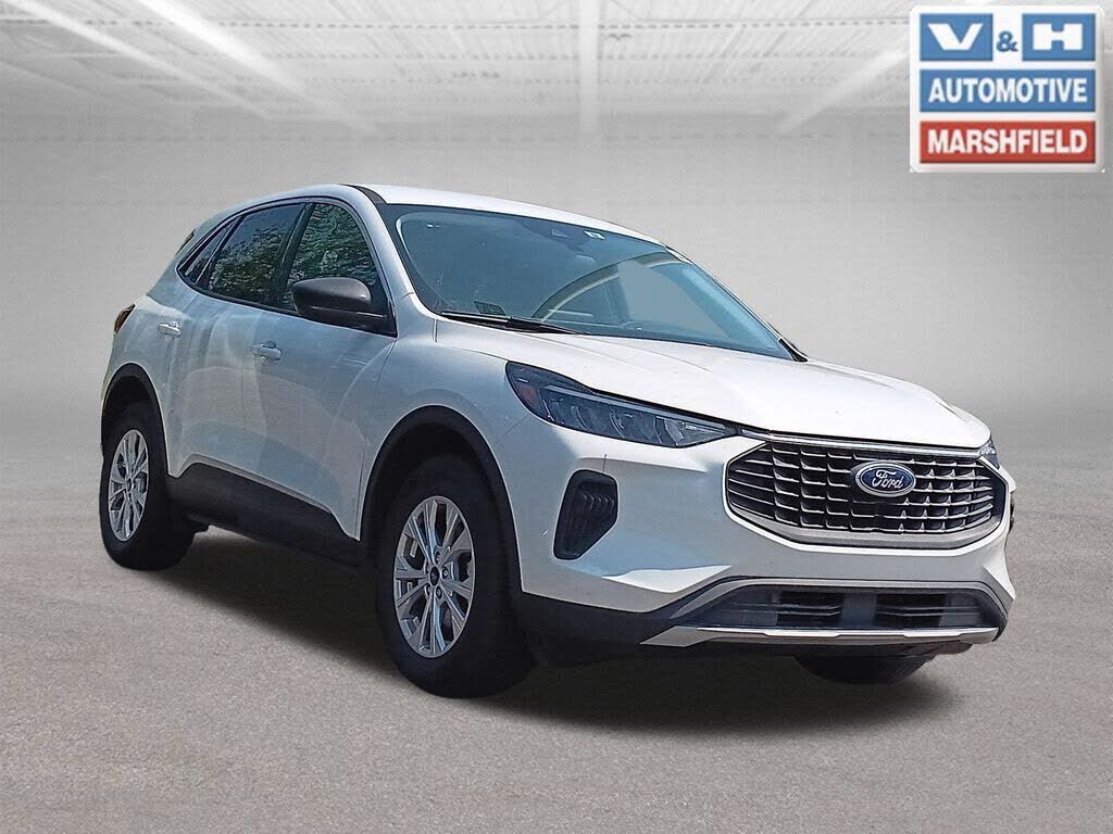 2023 FORD Escape