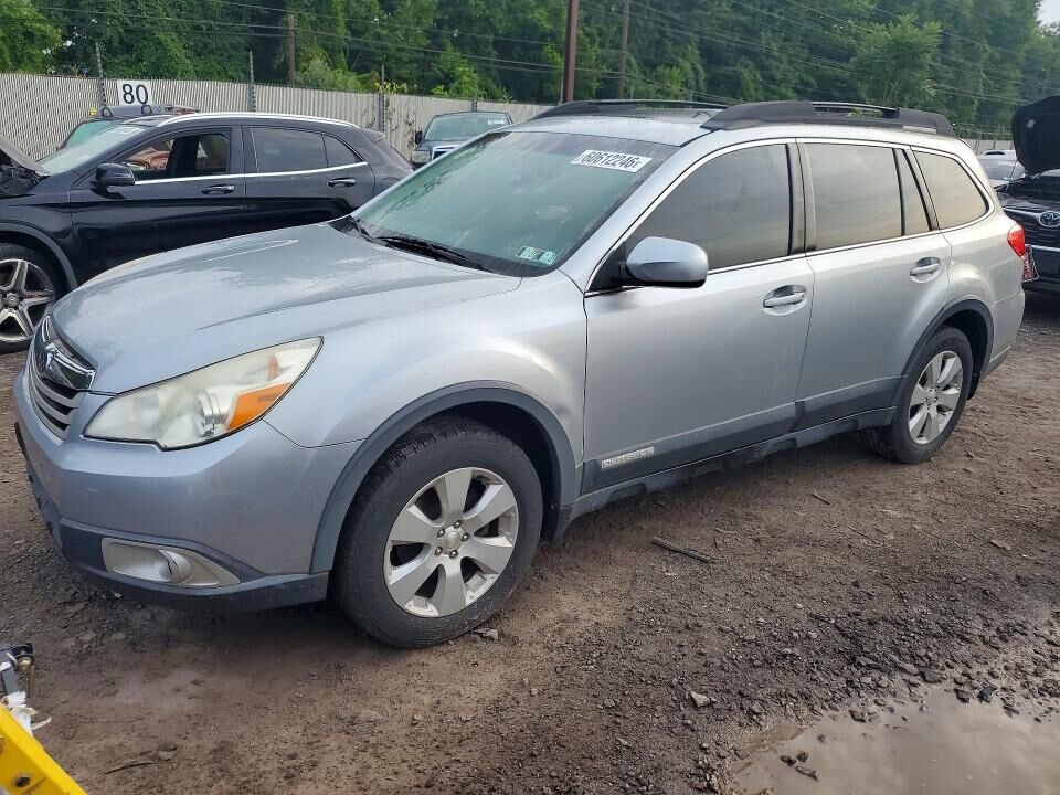 2012 SUBARU Outback