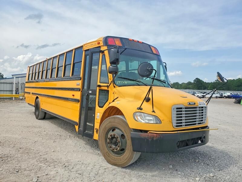 2011 FREIGHTLINER B2 Bus Chassis