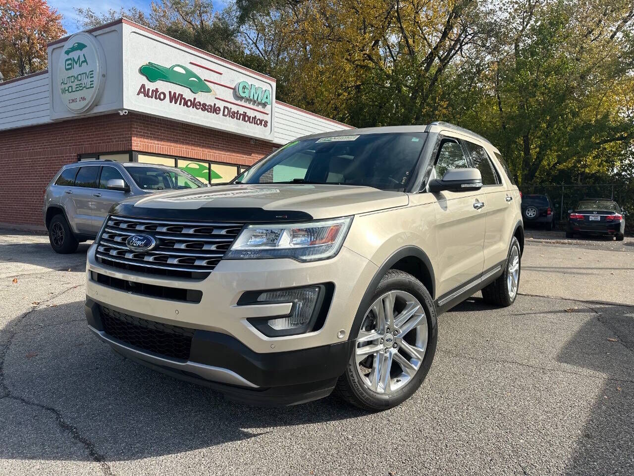 2017 FORD Explorer