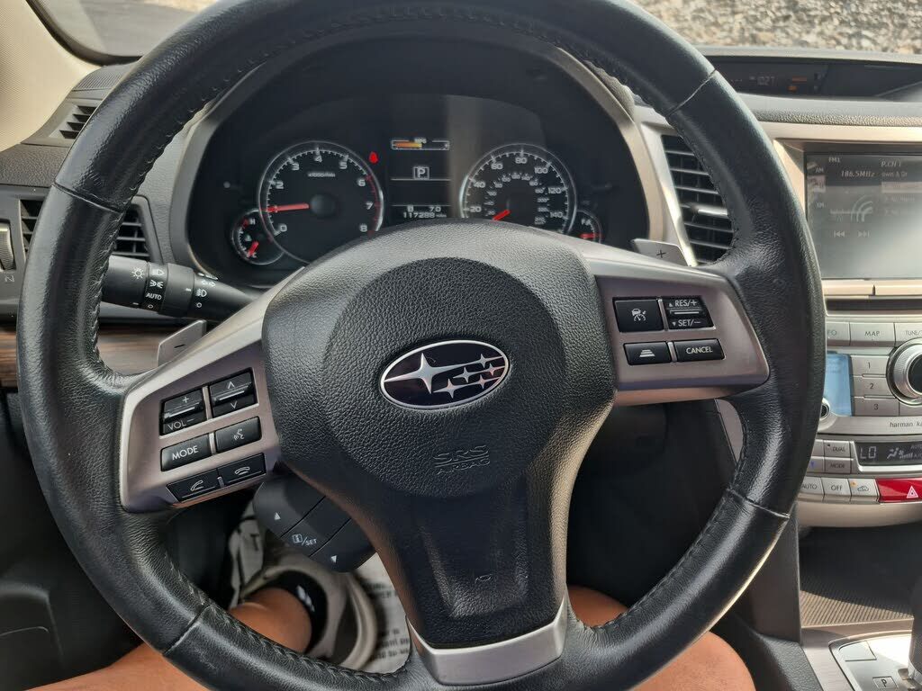 2014 SUBARU Outback