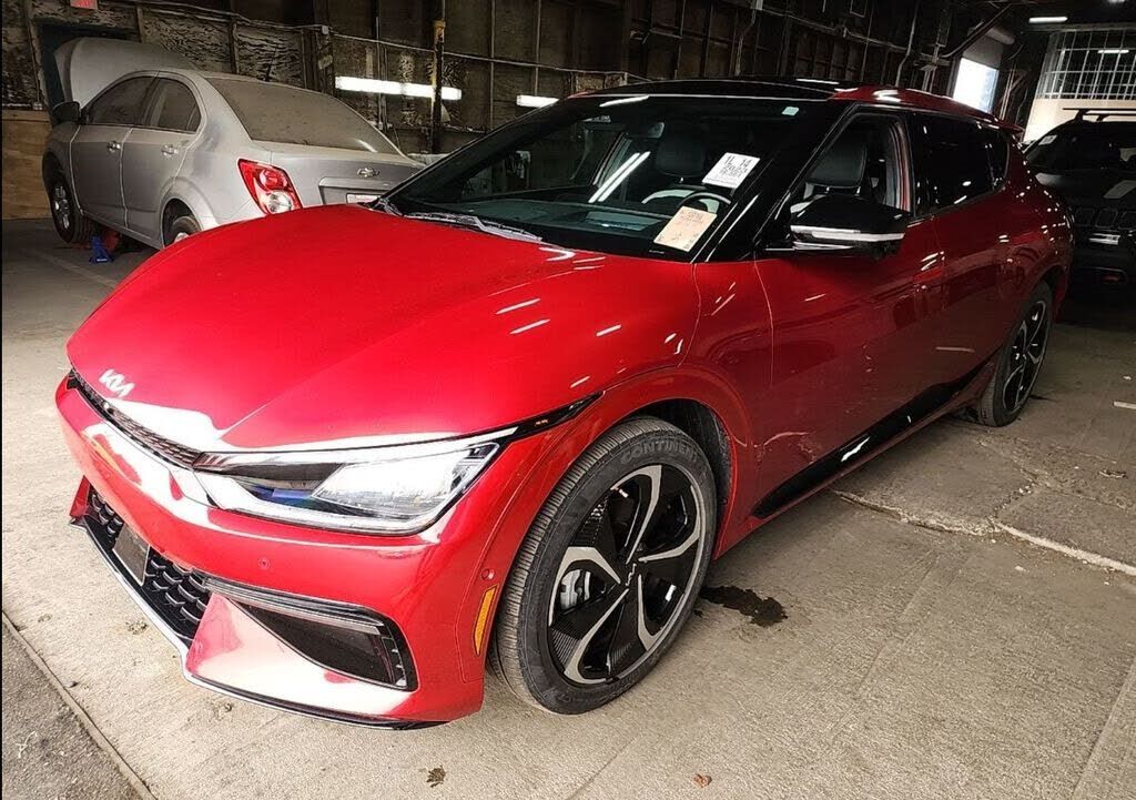 2023 KIA EV6