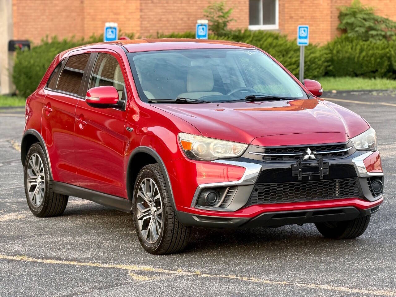 2019 MITSUBISHI Outlander Sport