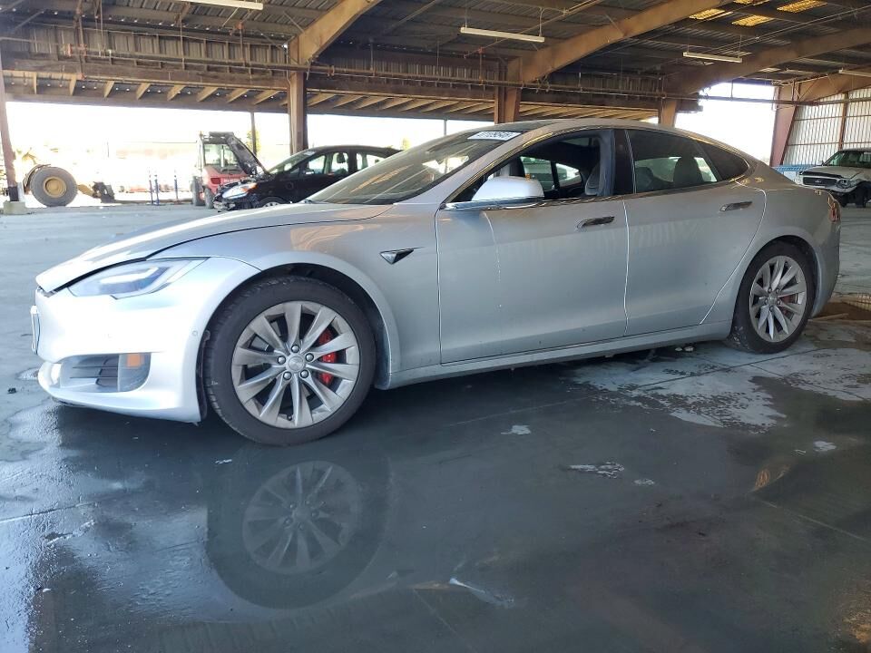 2016 TESLA Model S