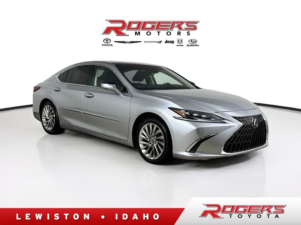 2023 LEXUS ES