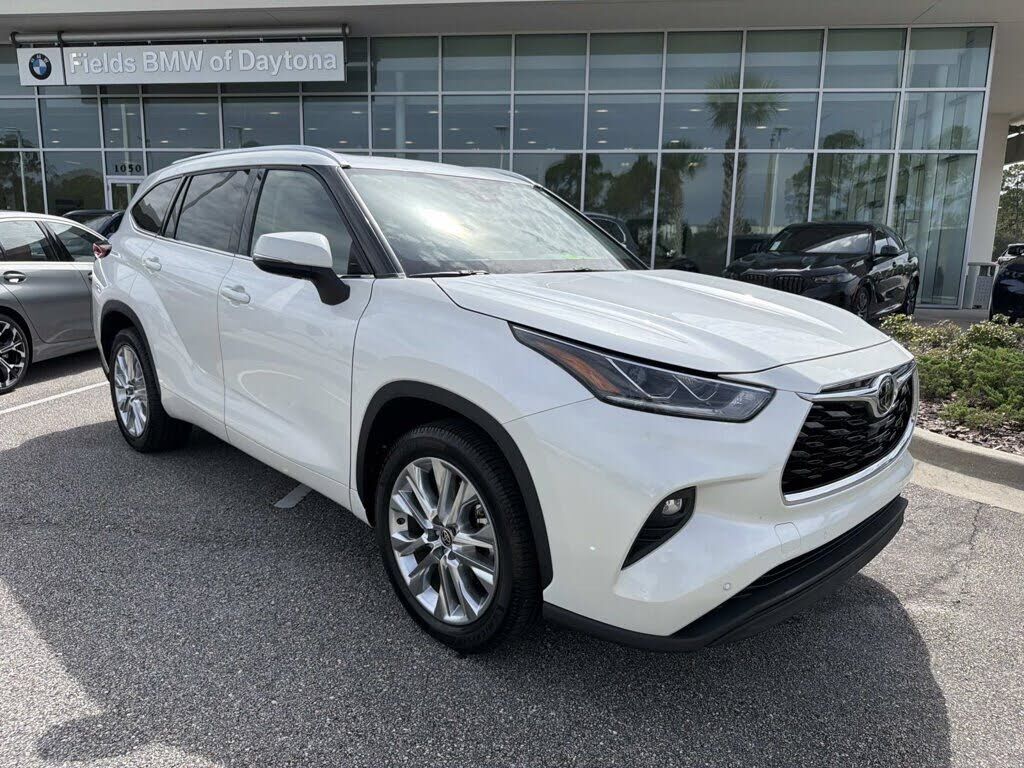 2021 TOYOTA Highlander