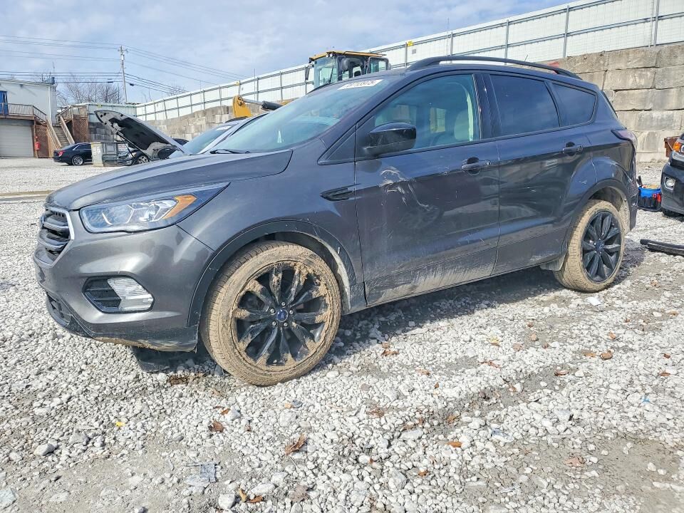 2018 FORD Escape