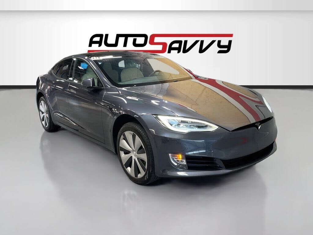 2021 TESLA Model S