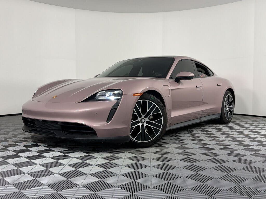 2023 PORSCHE Taycan
