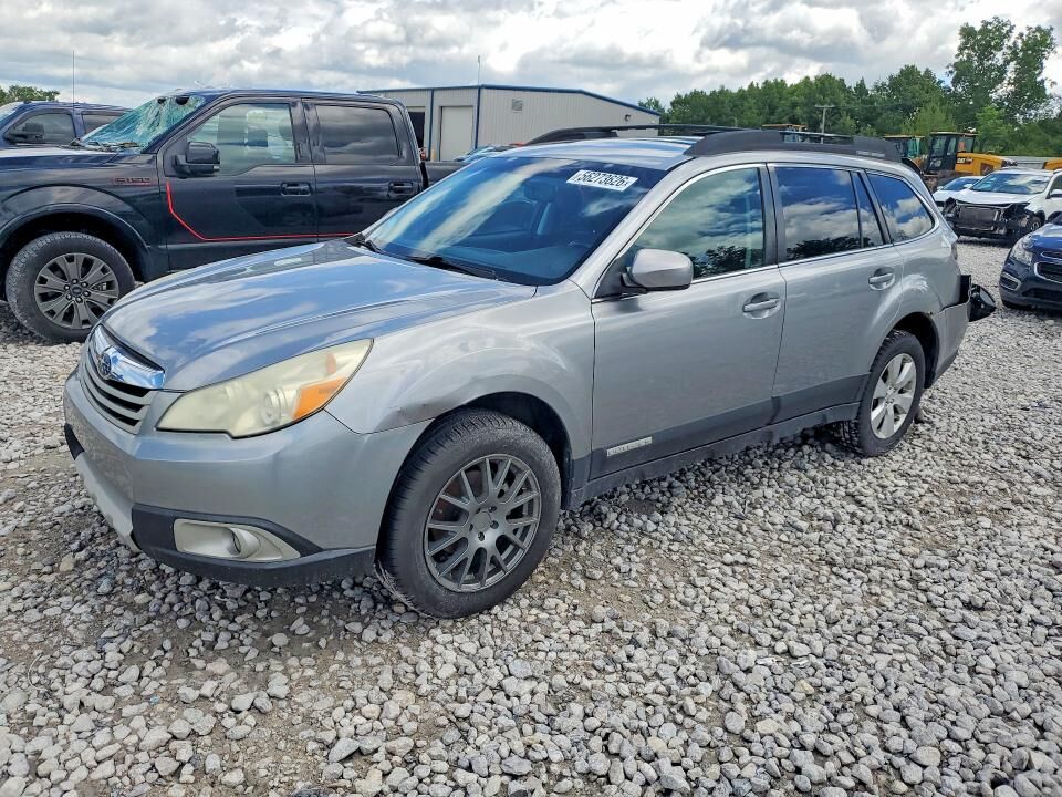 2011 SUBARU Outback