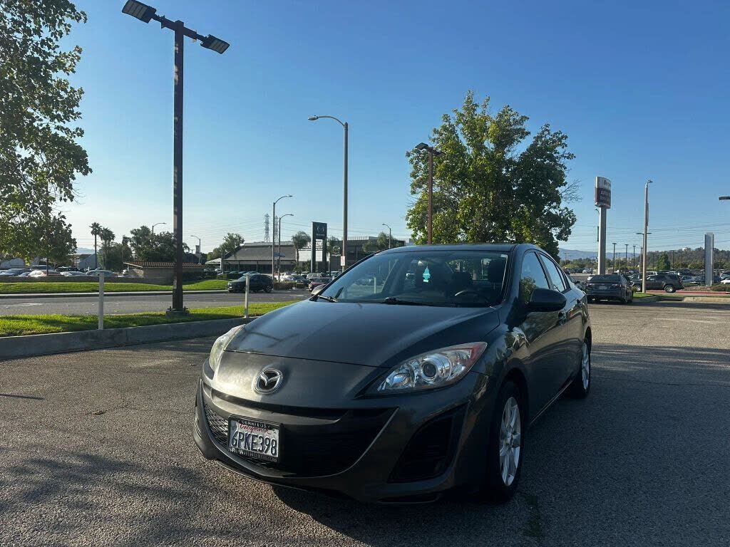 2011 MAZDA Mazda3