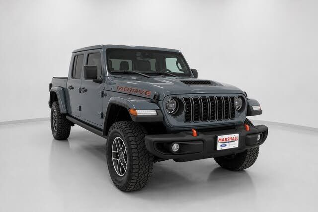 2025 JEEP Gladiator