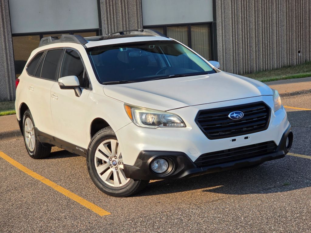 2016 SUBARU Outback
