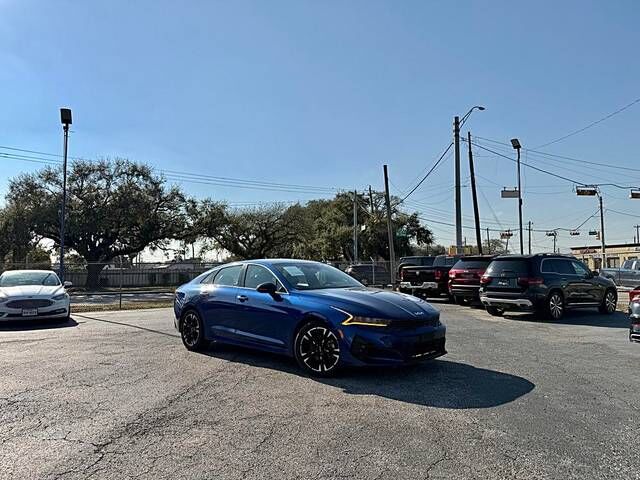 2022 KIA K5