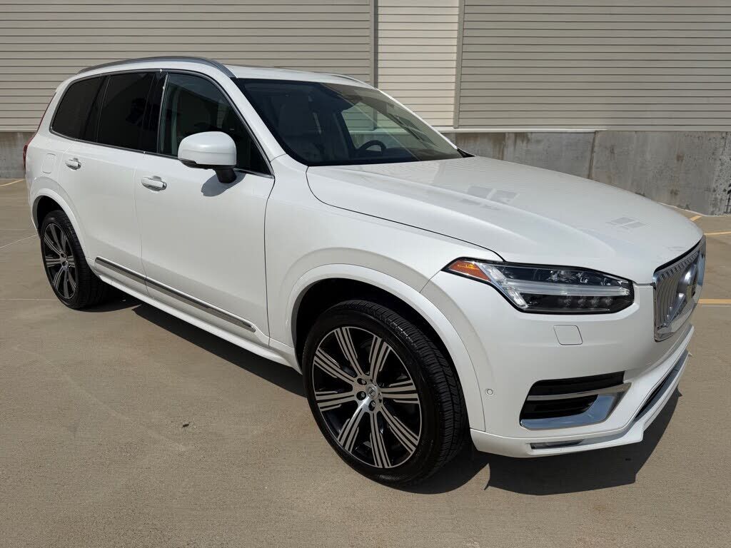 2020 VOLVO XC90