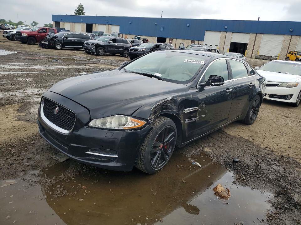 2015 JAGUAR XJ