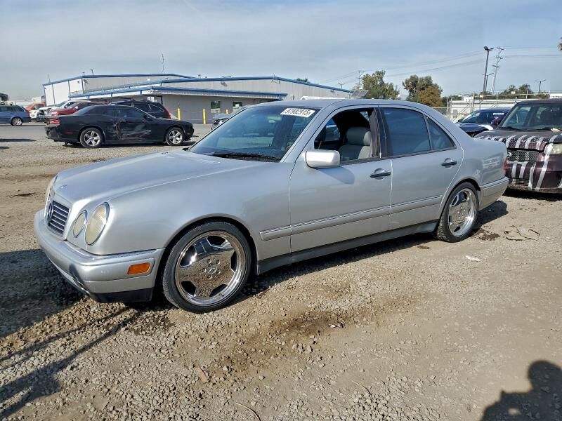 1997 MERCEDES-BENZ E-Class