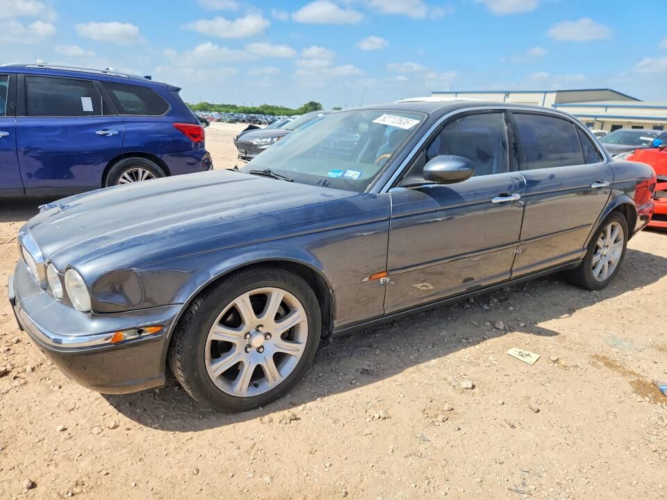 2005 JAGUAR XJ