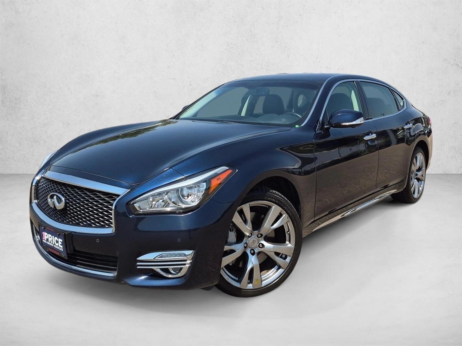 2016 INFINITI Q70L