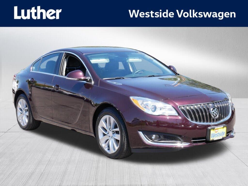 2017 BUICK Regal