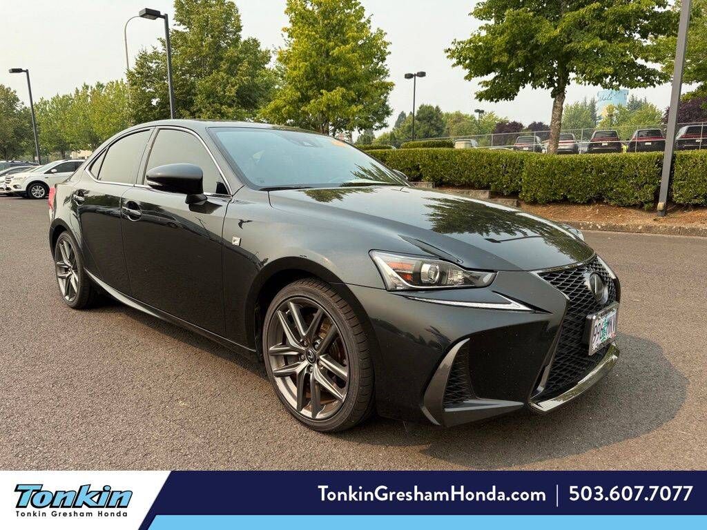 2018 LEXUS IS