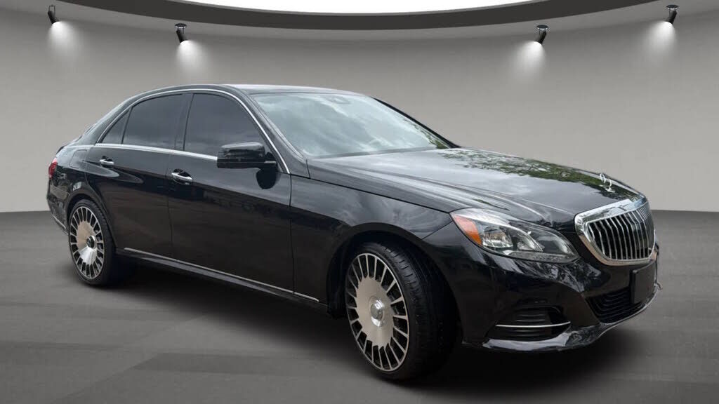 2016 MERCEDES-BENZ E-Class