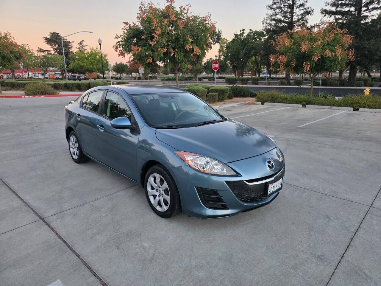 2010 MAZDA Mazda3