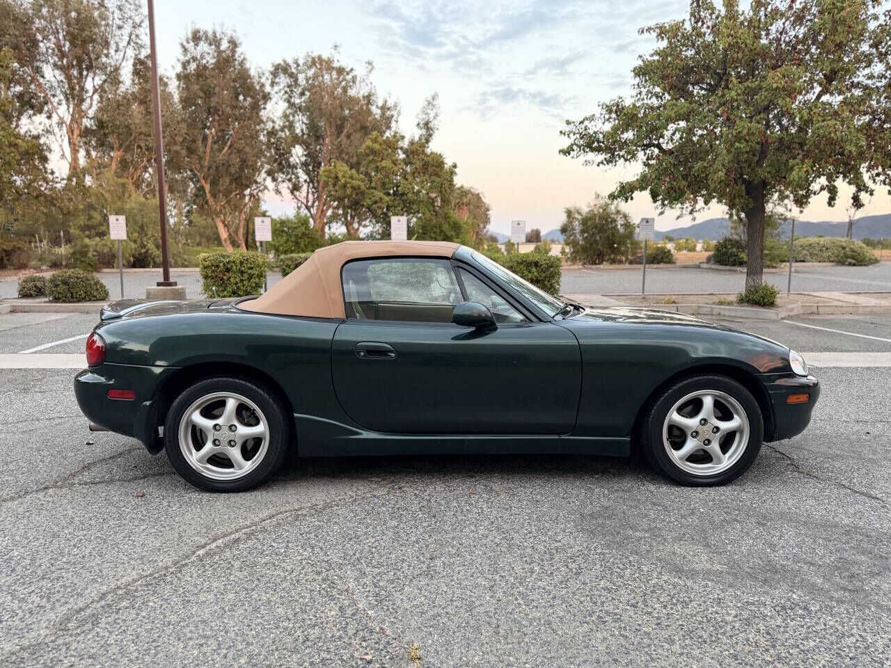 1999 MAZDA MX-5