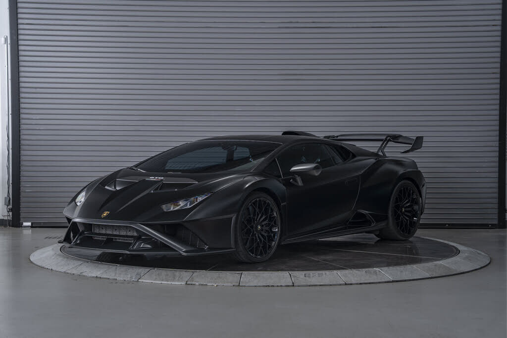 2024 LAMBORGHINI Huracan STO