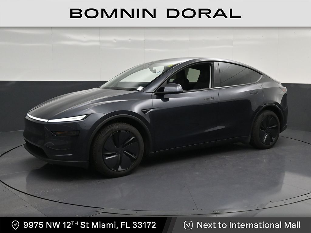 2026 TESLA Model Y
