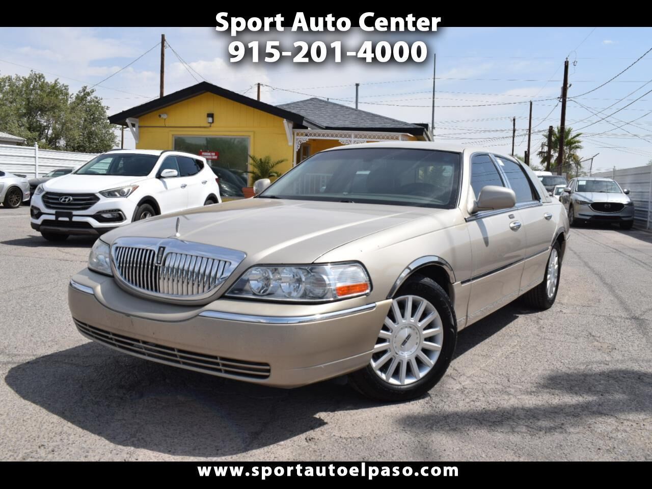 2004 LINCOLN Town Car