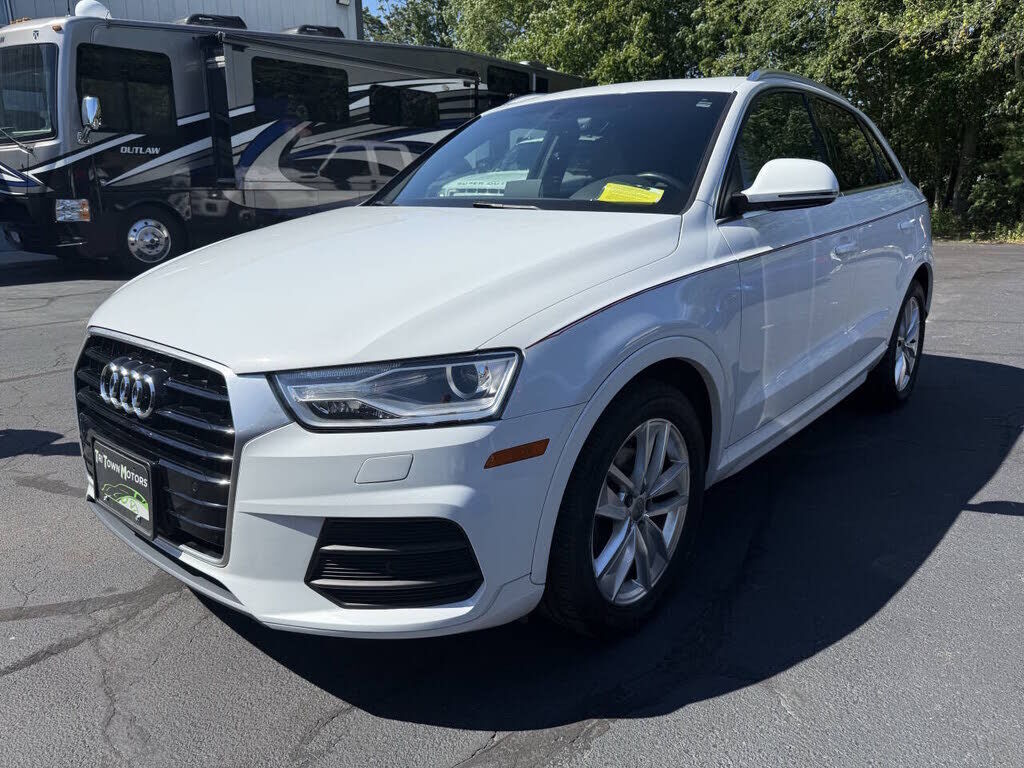 2017 AUDI Q3