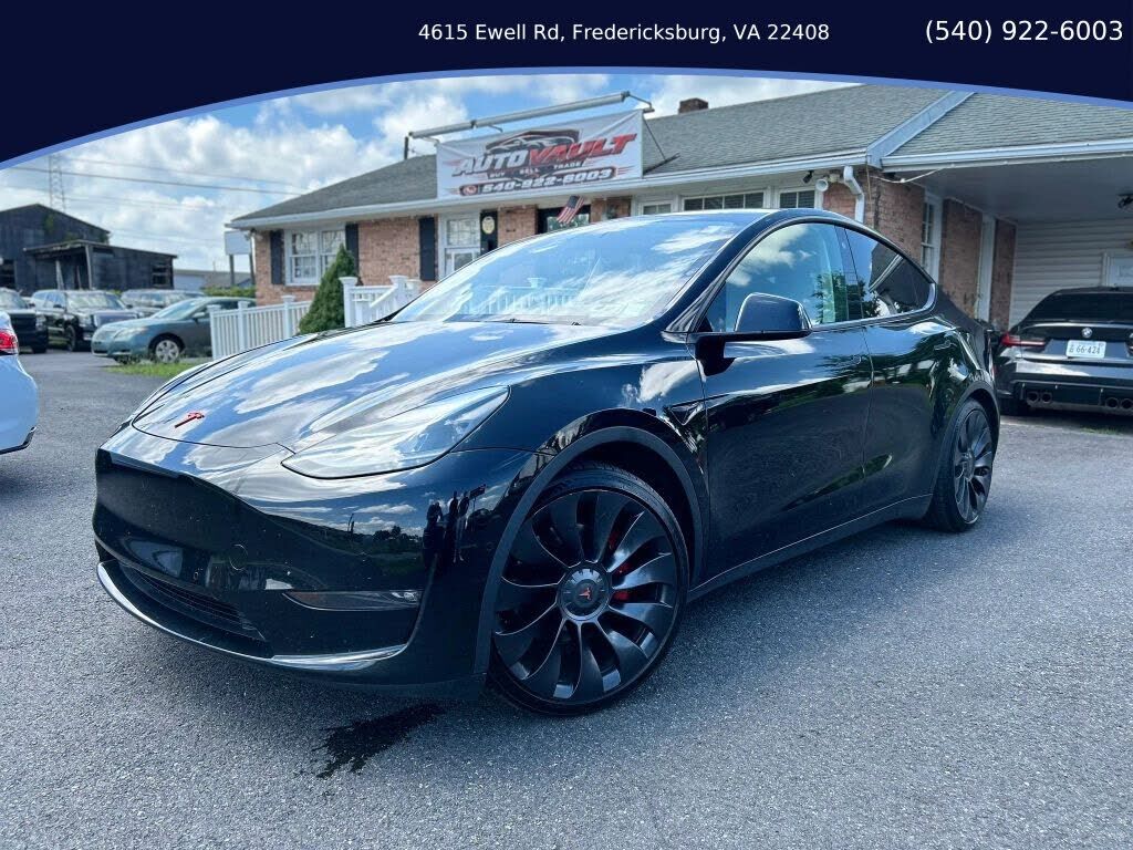 2022 TESLA Model Y