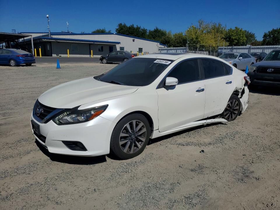 2017 NISSAN Altima