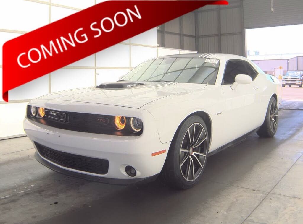 2017 DODGE Challenger
