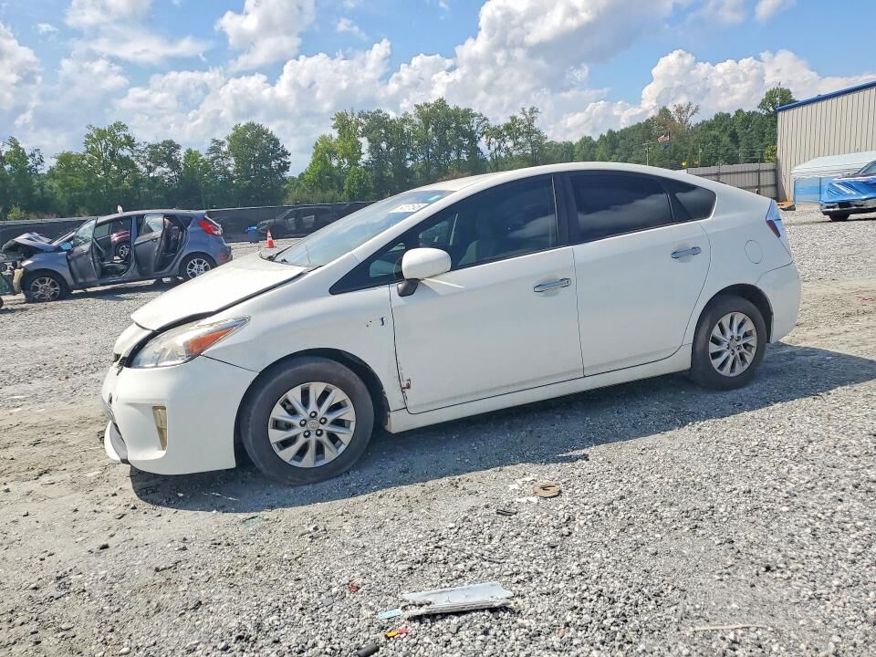 2015 TOYOTA Prius