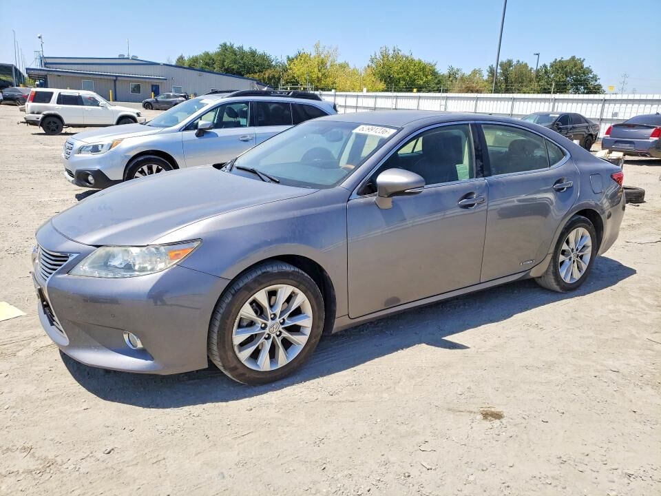 2013 LEXUS ES