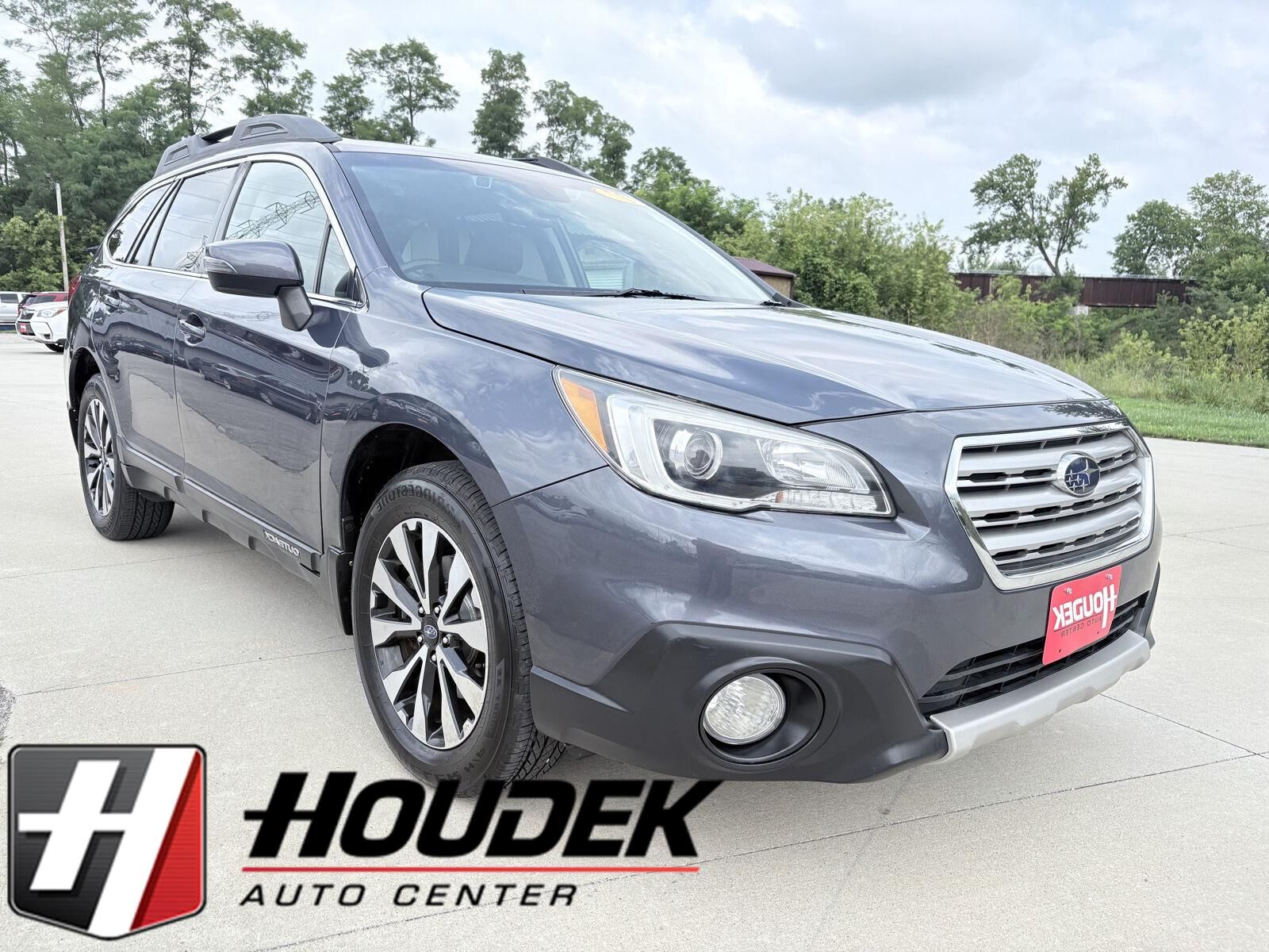 2017 SUBARU Outback