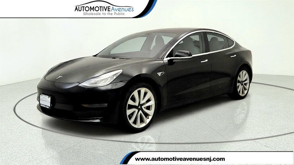 2019 TESLA Model 3