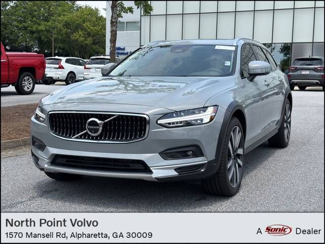 2025 VOLVO V90CC