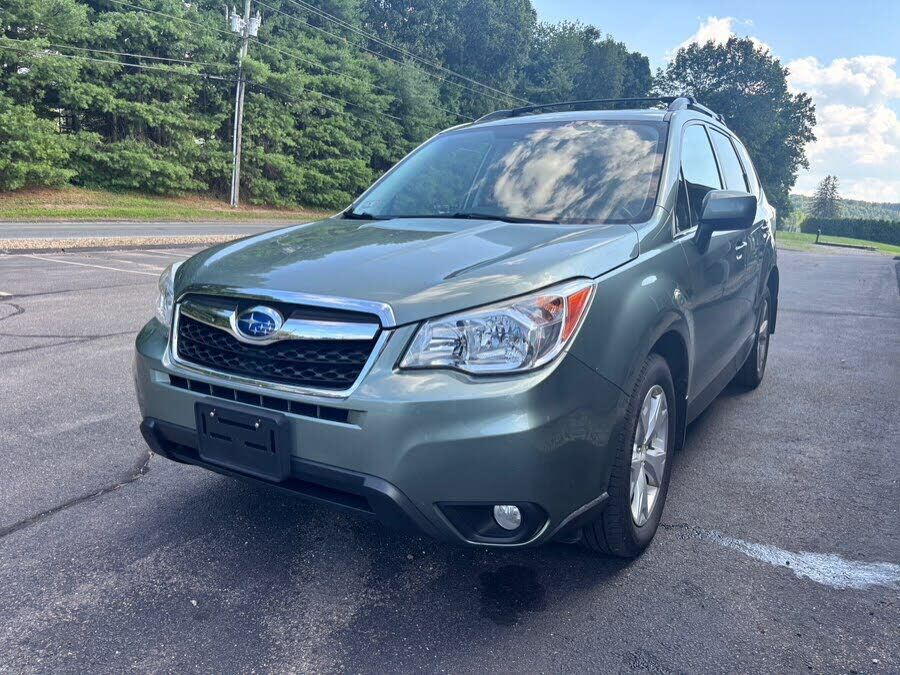 2015 SUBARU Forester