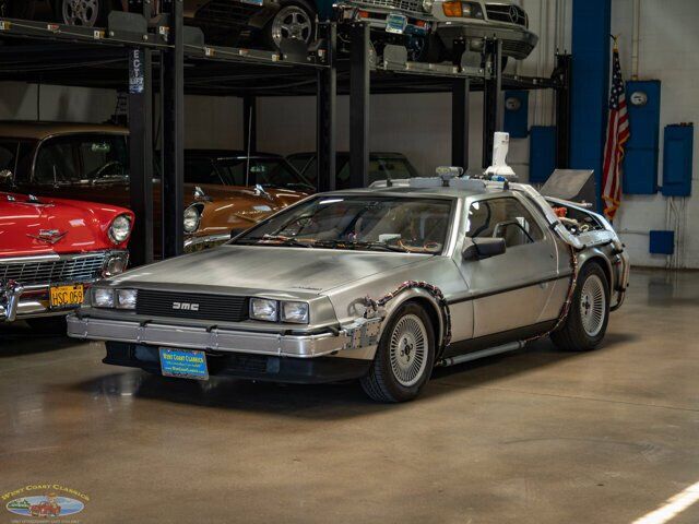 1983 DELOREAN DMC-12