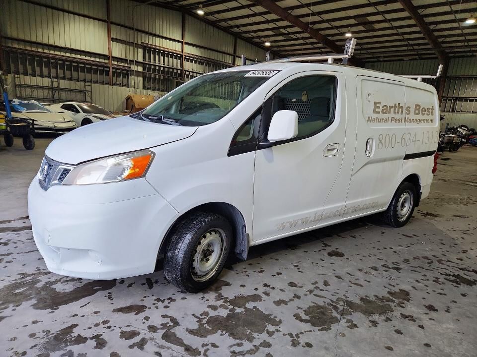 2013 NISSAN NV200