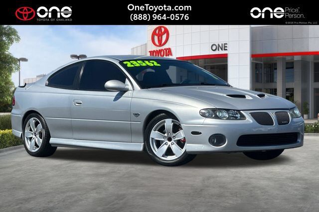 2005 PONTIAC GTO