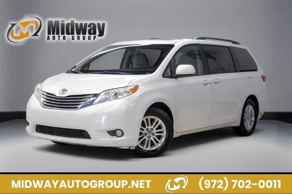 2016 TOYOTA Sienna