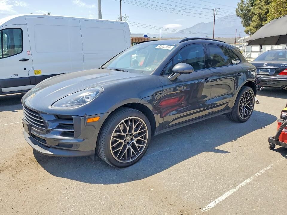2021 PORSCHE Macan