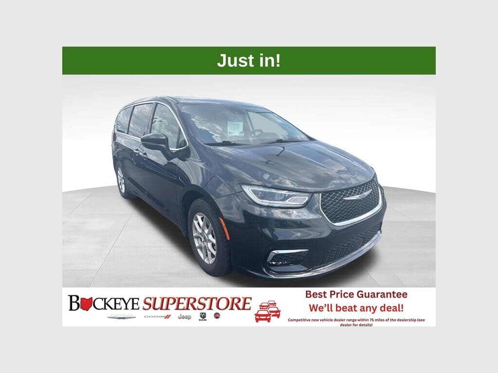2023 CHRYSLER Pacifica